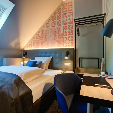 Yors Boutique Hotel